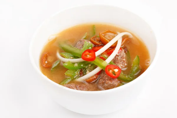 Hovězí nudlová polévka — Stock fotografie