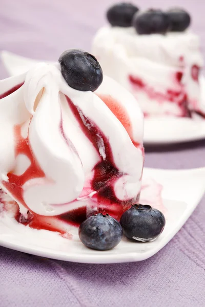 蓝莓冰淇淋 — 图库照片
