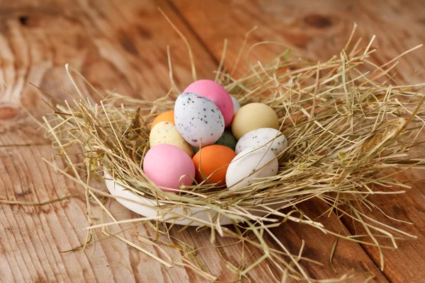 Easter eggs in a bird's nest — Stock Photo, Image
