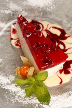 vişneli cheesecake