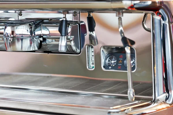 Máquina de café moderna (fabricante ) — Fotografia de Stock