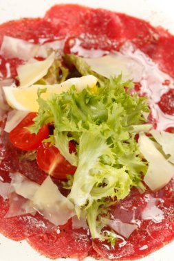 et carpaccio parmesan peyniri ile