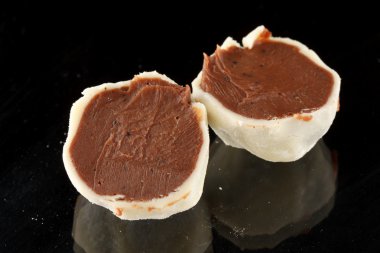 Çikolatalı truffle