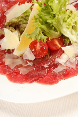 et carpaccio parmesan peyniri ile