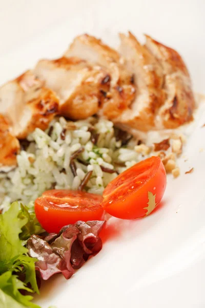 Chicken fillet with vegetables and rice — Stock Photo, Image