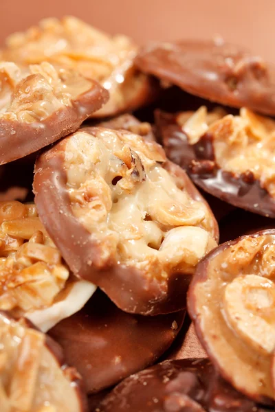 Badem ile çikolatalı tatlılar — Stok fotoğraf