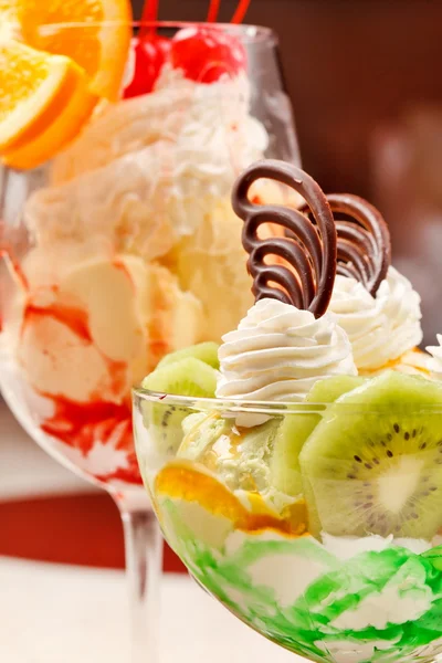 Fruit desserts — Stockfoto