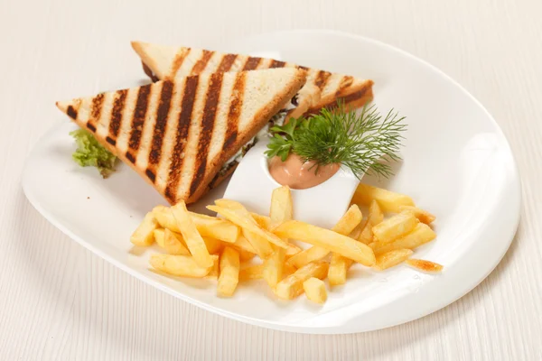 Сендвичі з французької смаженої картоплі — стокове фото