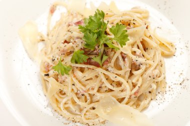 spagetti carbonara