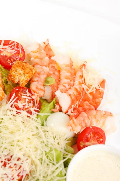 Caesar salát s krevetami — Stock fotografie