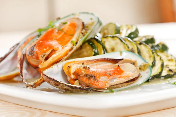 stock image Mussels with zucchini