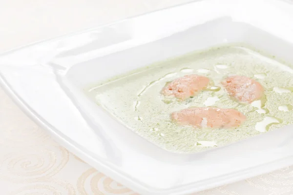Zuppa di panna con salmone — Foto Stock