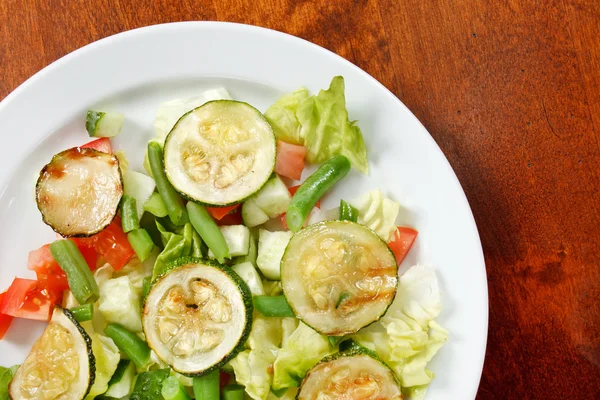 Salade met courgette — Stockfoto