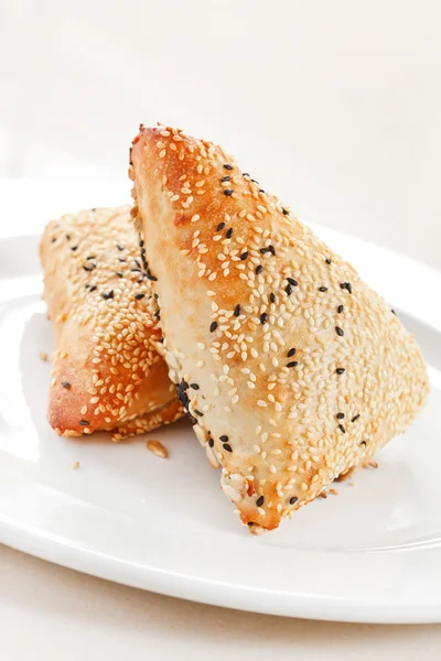 ขนมปังที่มีเมล็ดงา — ภาพถ่ายสต็อก