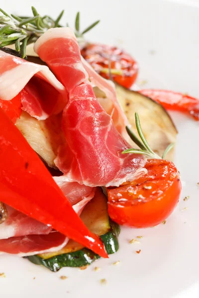 Salad with ham — Stock Photo, Image