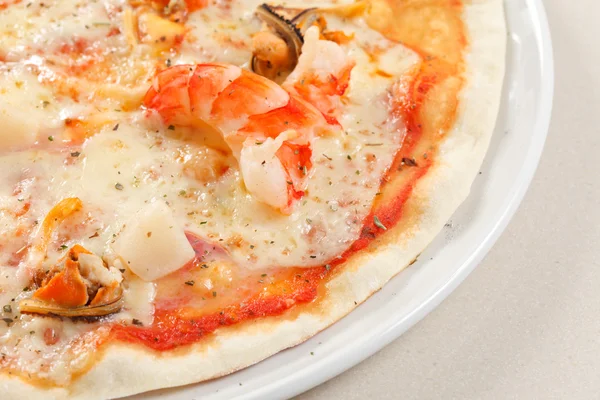Meeresfrüchte-Pizza — Stockfoto