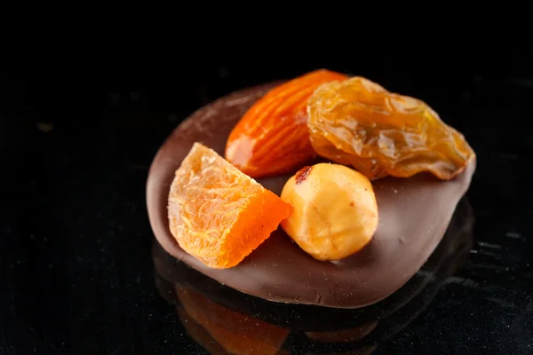 Fındıklı çikolata tatlılar — Stok fotoğraf