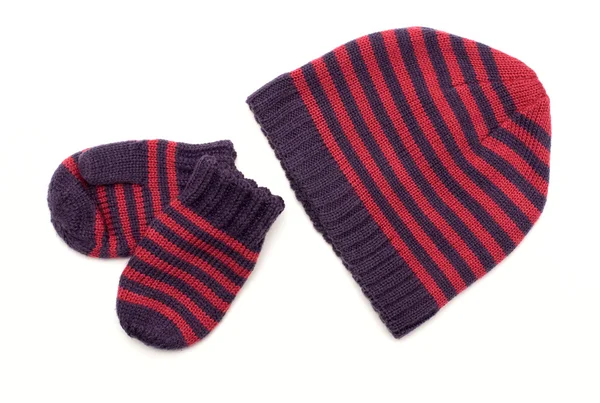 Chapeau tricoté avec rayures isolées — Photo