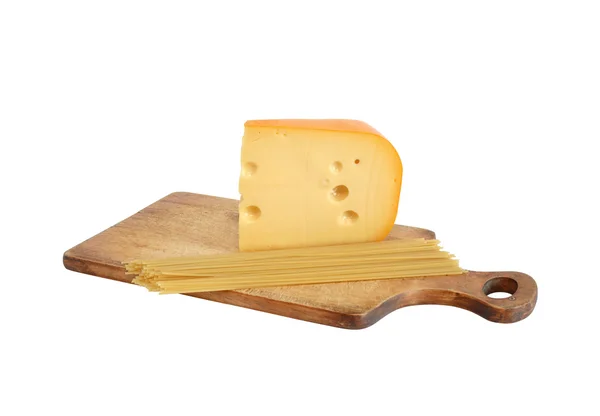 Peynir ve spagetti — Stok fotoğraf