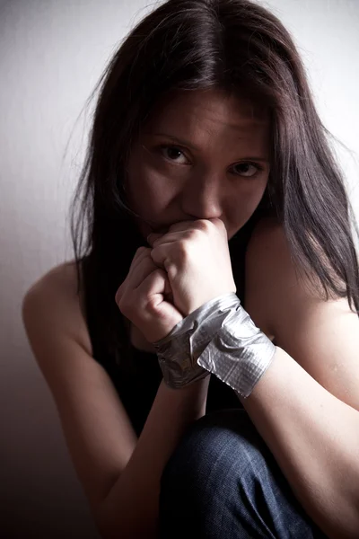 Kidnapped young woman — Stock Photo, Image