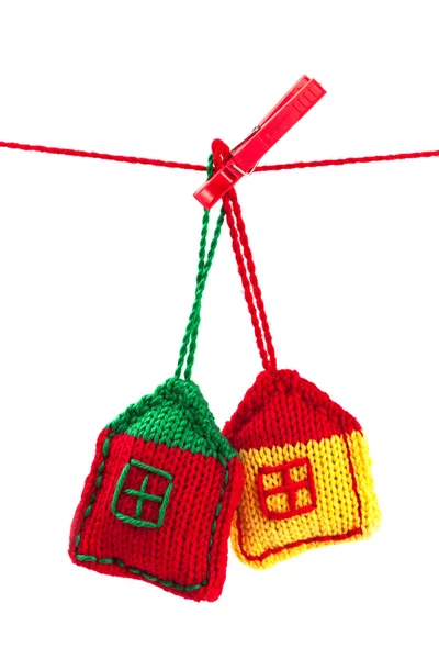 Due case colorate lavorate a maglia — Foto Stock