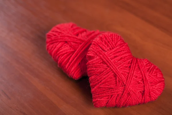 Two red thread hearts — Stock Photo, Image