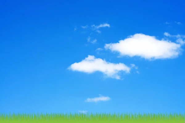 Himmel och moln bakgrund med gräs. — Stockfoto
