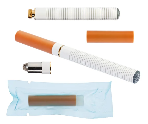 Электронная сигарета с частями, изолированными на белом — стоковое фото