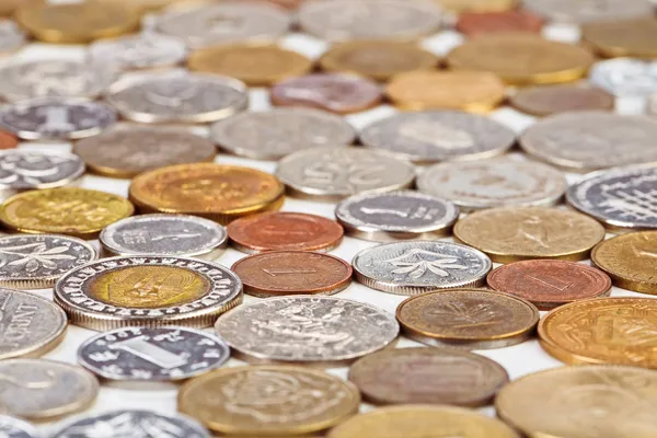 Sok különböző érmék gyűjteménye, monetáris koncepció háttér — Stock Fotó