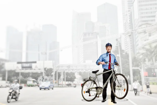 Biznesmen z rowerów — Zdjęcie stockowe