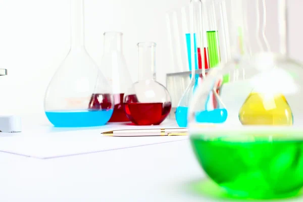 Equipos de laboratorio de química o biología —  Fotos de Stock