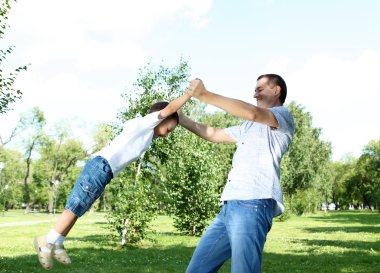 Baba ve oğul yaz Park