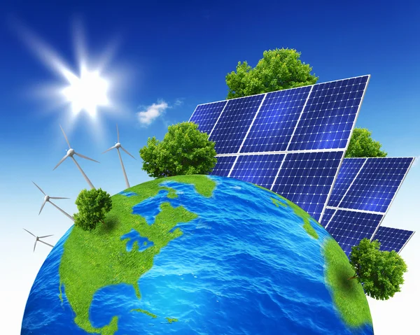 Planetjorden med solenergi batterier — Stockfoto