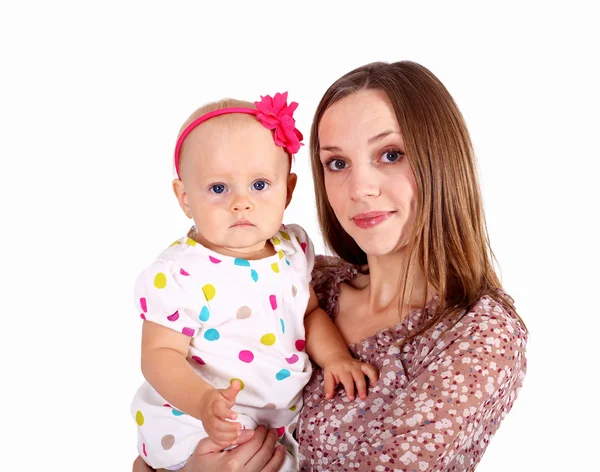 Junge Mutter mit kleiner Tochter — Stockfoto
