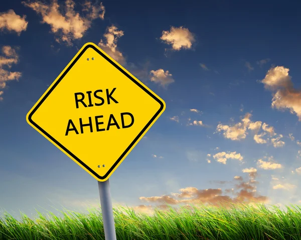 Segnale di avvertimento sui rischi futuri — Foto Stock