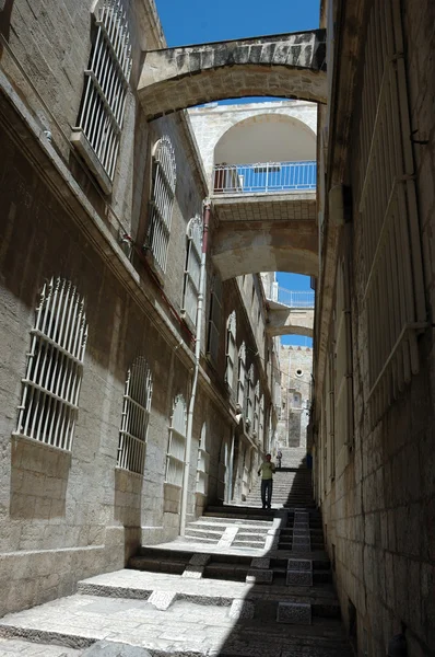 Calles estrechas de la vieja Jerusalén, Israel — Foto de Stock