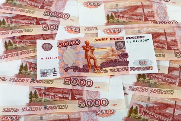 Fundo de dinheiro de rublos russos. Notas de mil esfregar — Fotografia de Stock