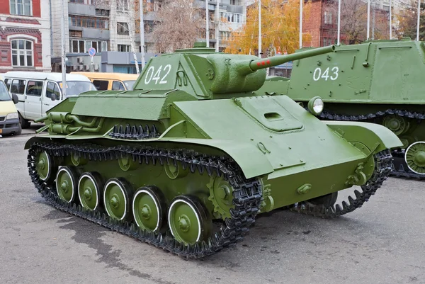 Antiguo tanque ligero soviético T-70 — Foto de Stock