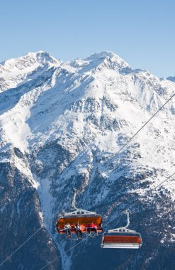 sandalye teleferik. Sölden. Avusturya