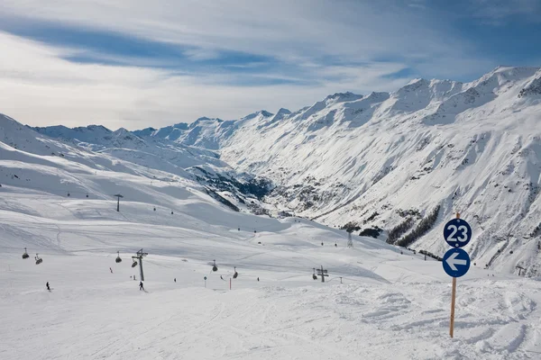 På sluttningarna av hohrgurgl skidorten. Österrike — Stockfoto