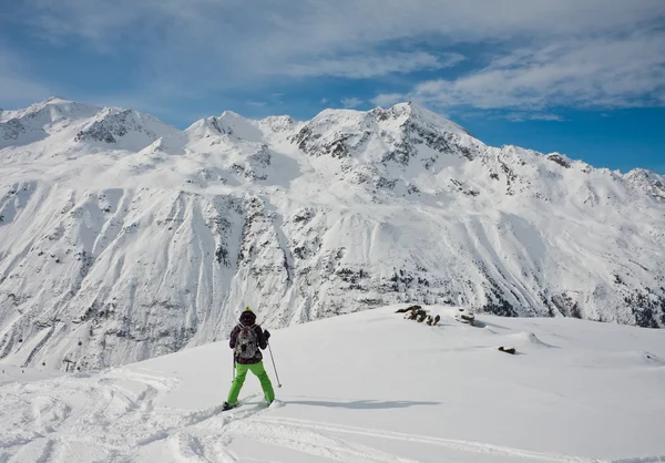 山坡上的 hohrgurgl 的滑雪胜地。奥地利 — 图库照片
