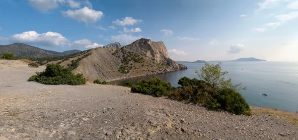 El panorama veraniego de la Crimea —  Fotos de Stock