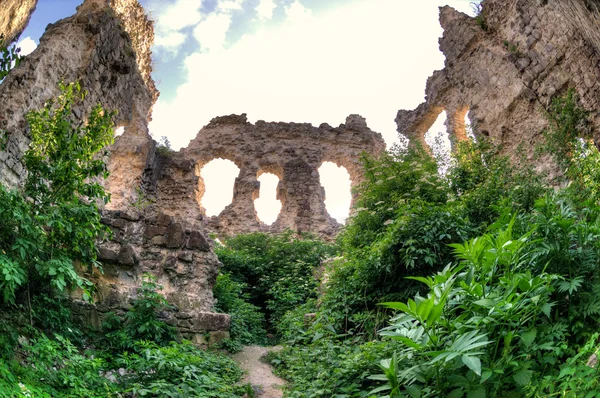 Руины стены — стоковое фото