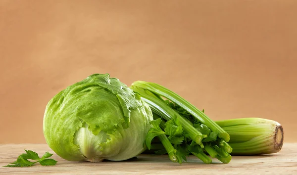 Зеленые овощи — стоковое фото