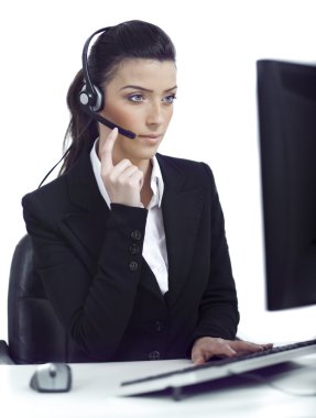 meşgul kadın cidden kulaklık konuşmak müşteri işitme