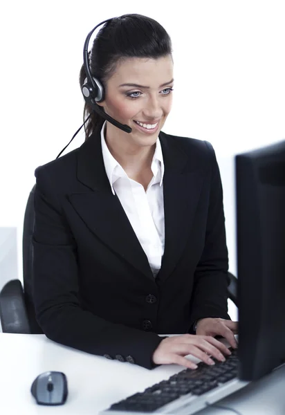 Kunden stöd kvinna med headset på kontor — Stockfoto