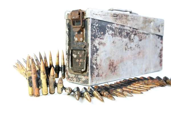 Maschinengewehrband mit Patronen aus Zeiten des Zweiten Weltkriegs — Stockfoto