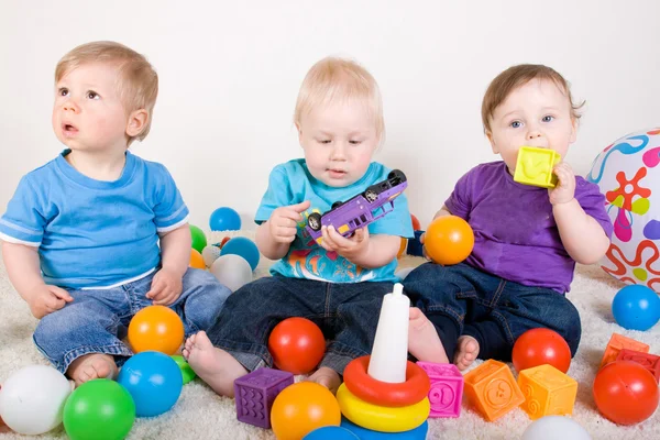 Babies Play With Toys — Stok fotoğraf