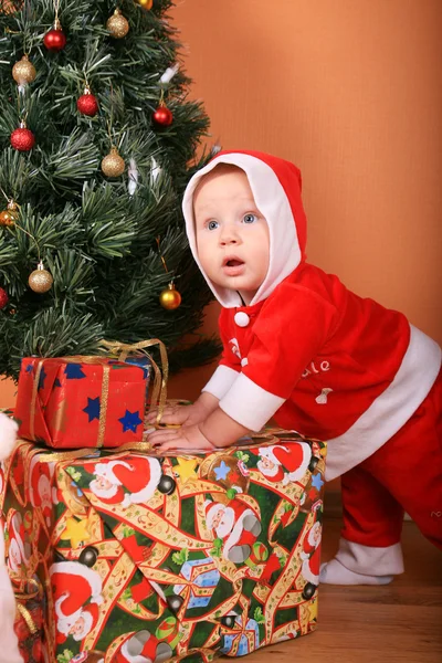 Santa helper baby — Stockfoto