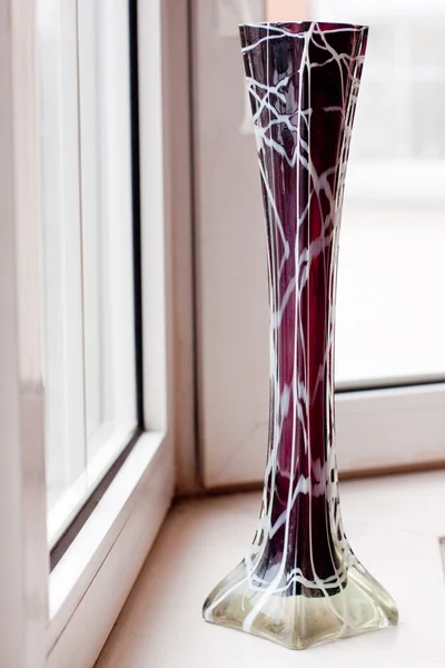 Винтажная коричневая ваза — стоковое фото
